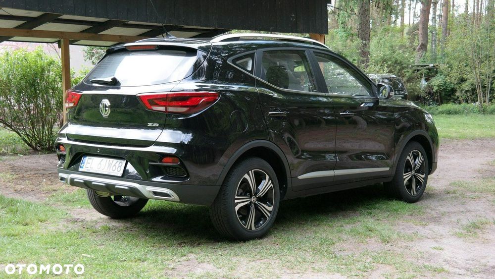 MG ZS - 27