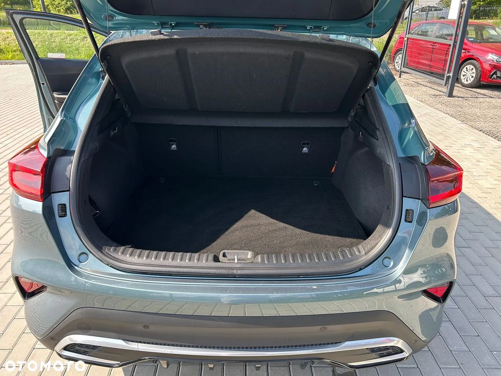 Kia XCeed 1.5 T-GDI M DCT - 22