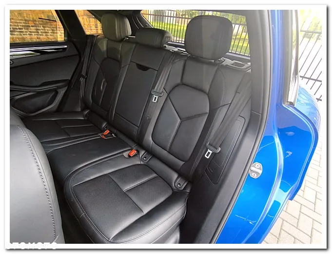 Porsche Macan - 31