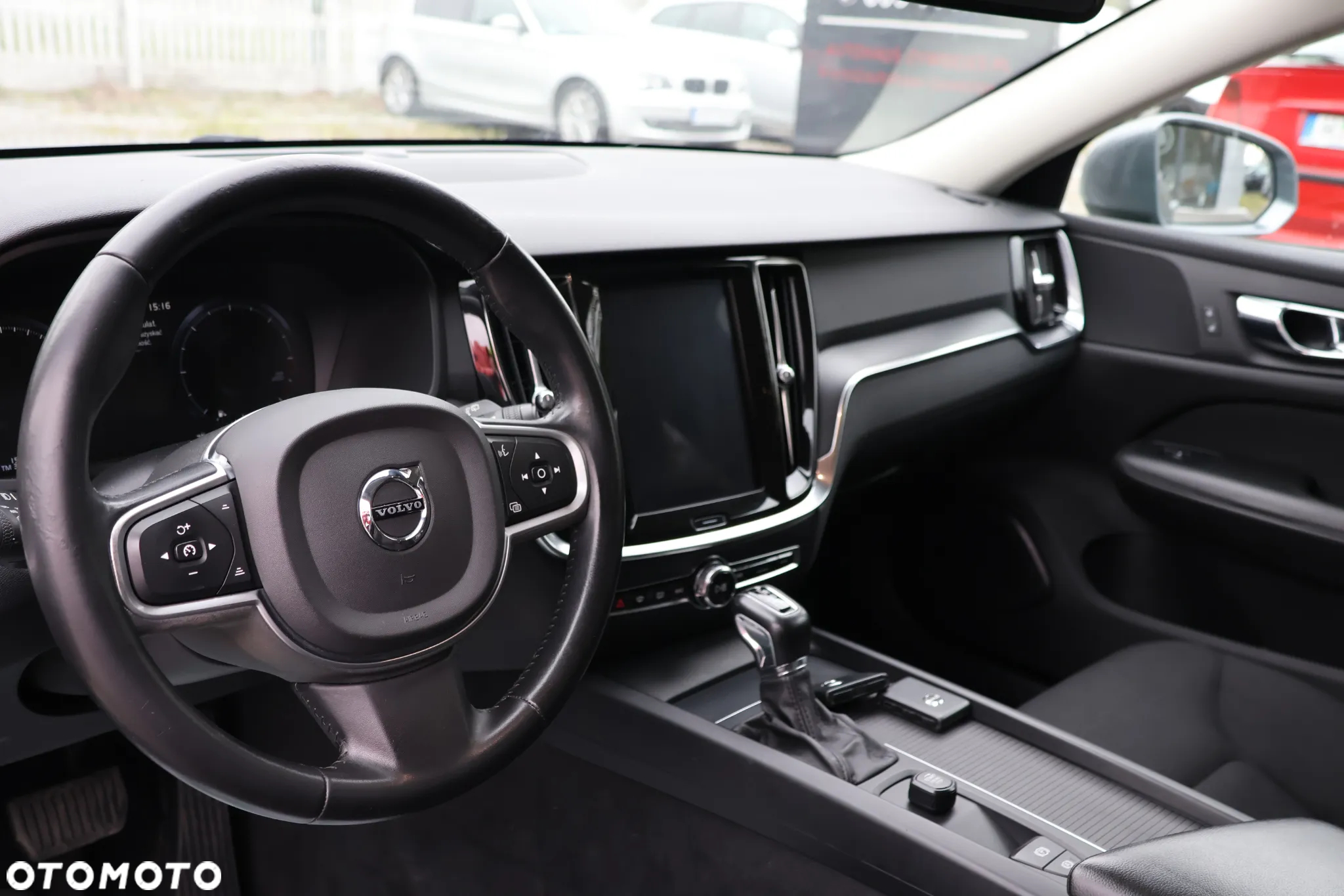 Volvo V60 D3 Momentum Pro - 7