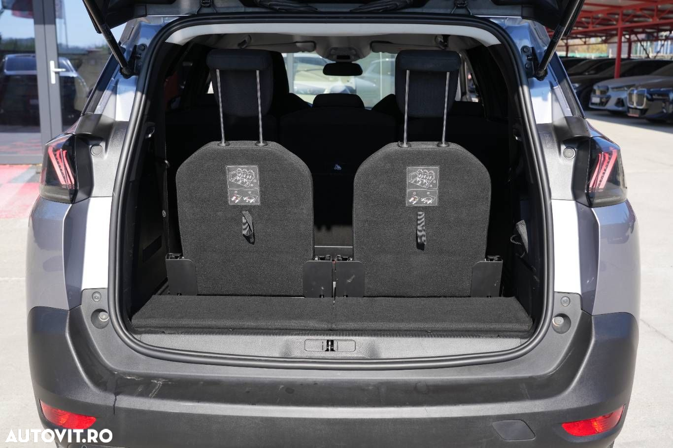 Peugeot 5008 - 11