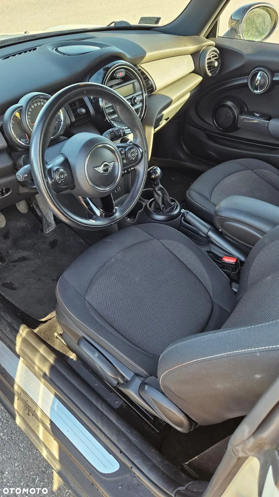 MINI ONE Standard - 9