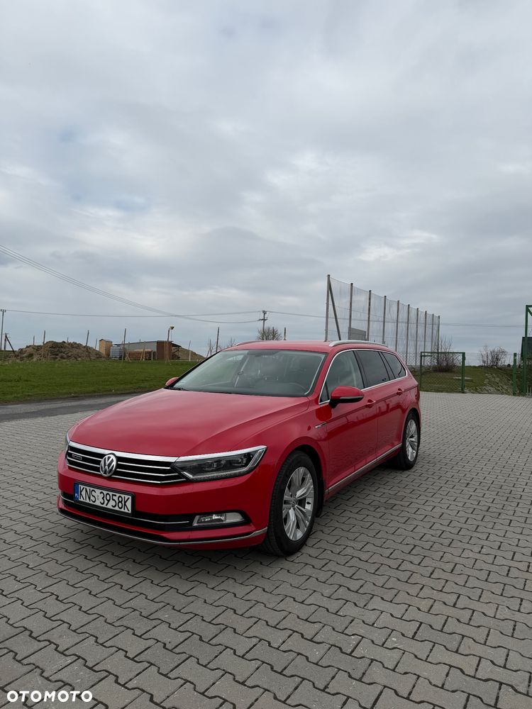 Volkswagen Passat 2.0 TDI SCR 4Mot DSG Highline - 2