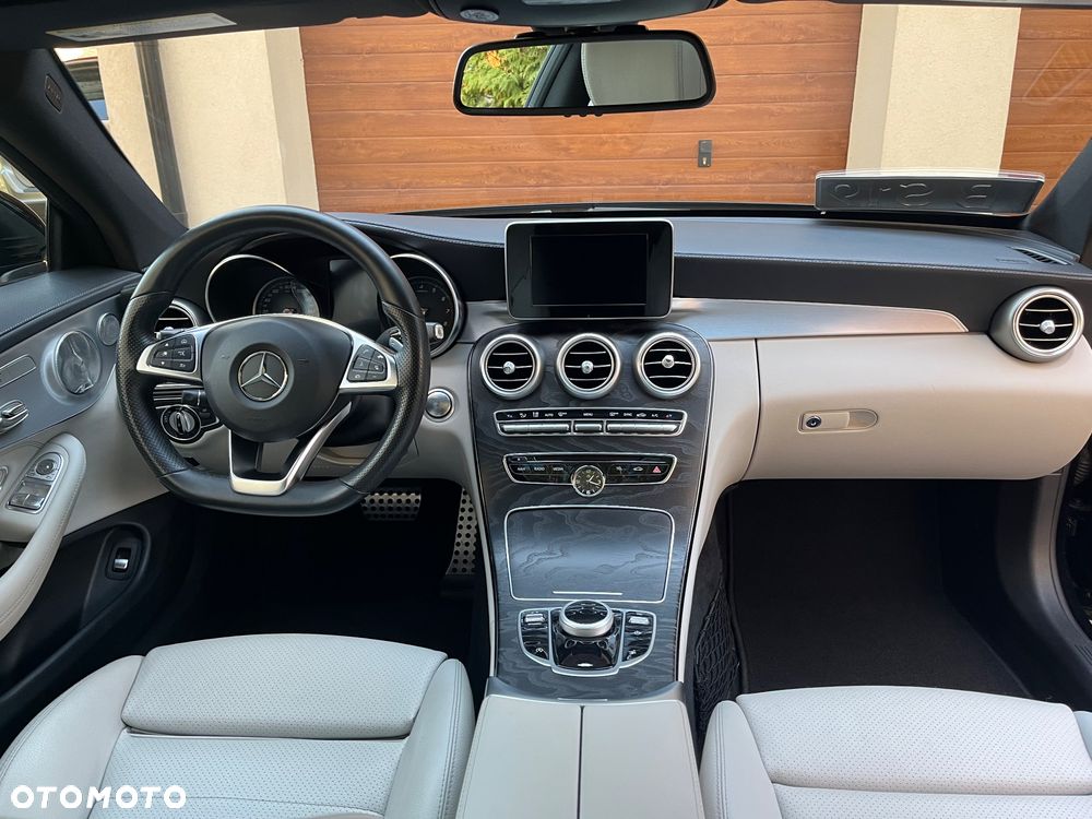 Mercedes-Benz Klasa C 300 Coupe 7G-TRONIC AMG Line - 10