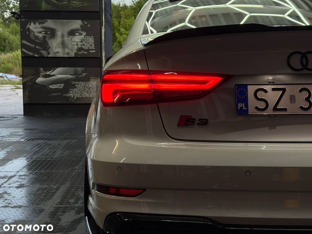 Audi S3 S tronic - 12