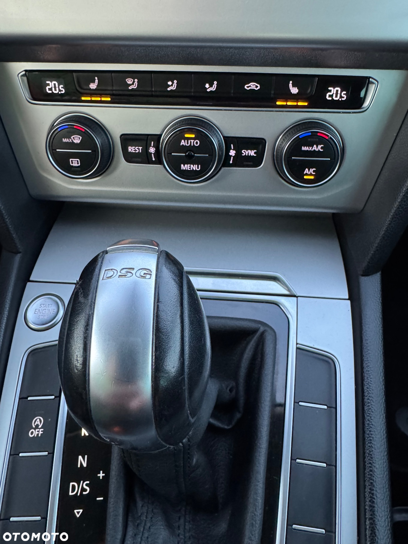 Volkswagen Passat Variant 2.0 TDI SCR DSG Comfortline - 26