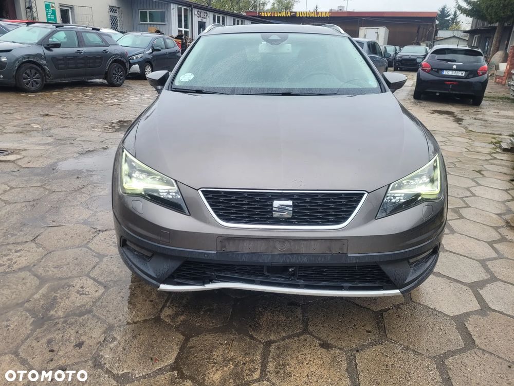 Seat Leon 2.0 TDI DPF Start&Stop DSG XCELLENCE - 2