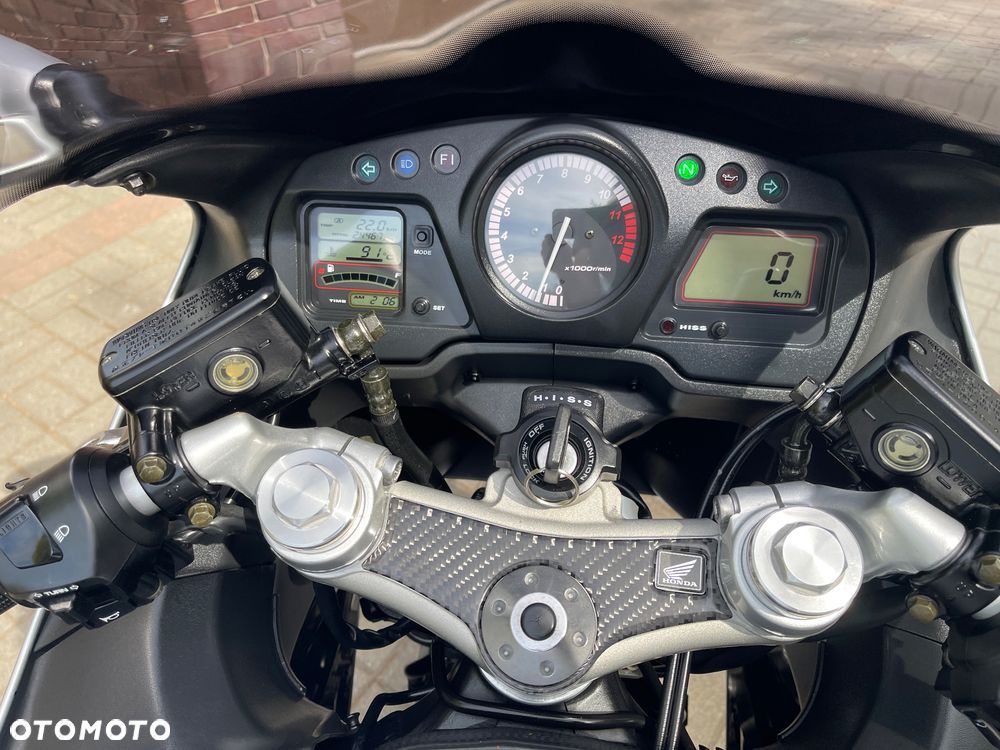 Honda CBR - 12