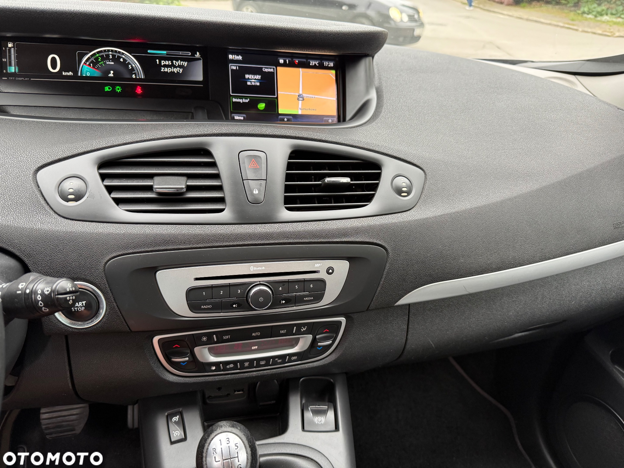 Renault Grand Scenic ENERGY dCi 130 BOSE EDITION - 26