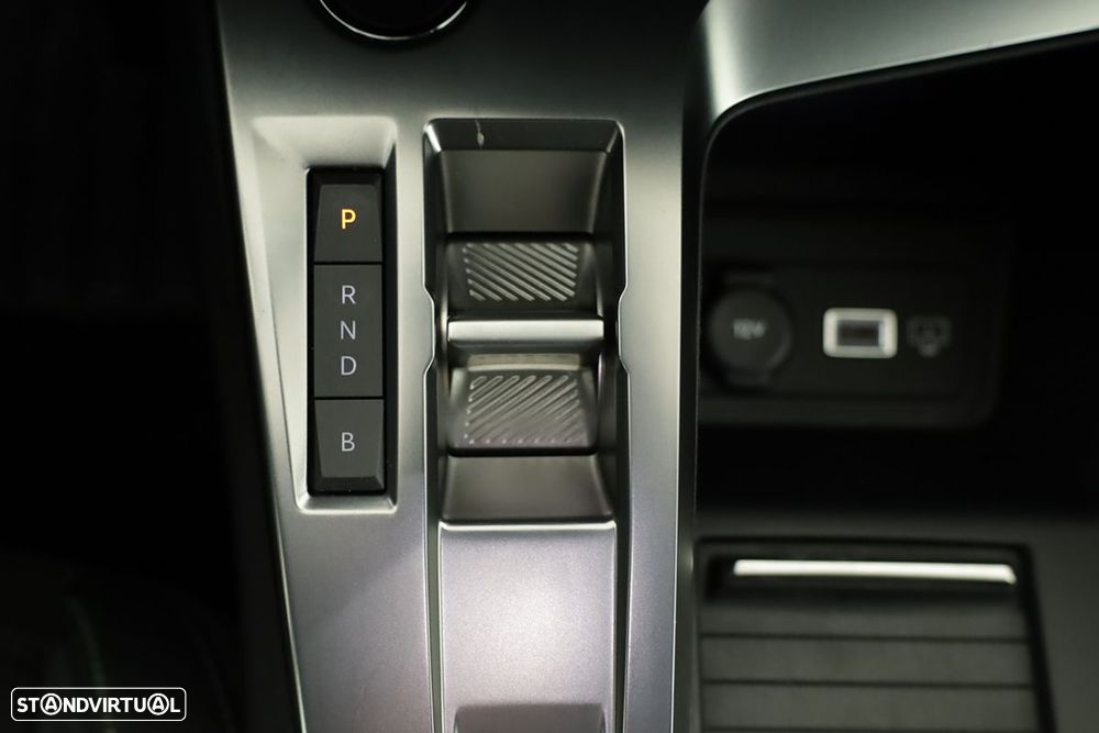 Peugeot 408 1.6 Hybrid GT e-EAT8 - 13