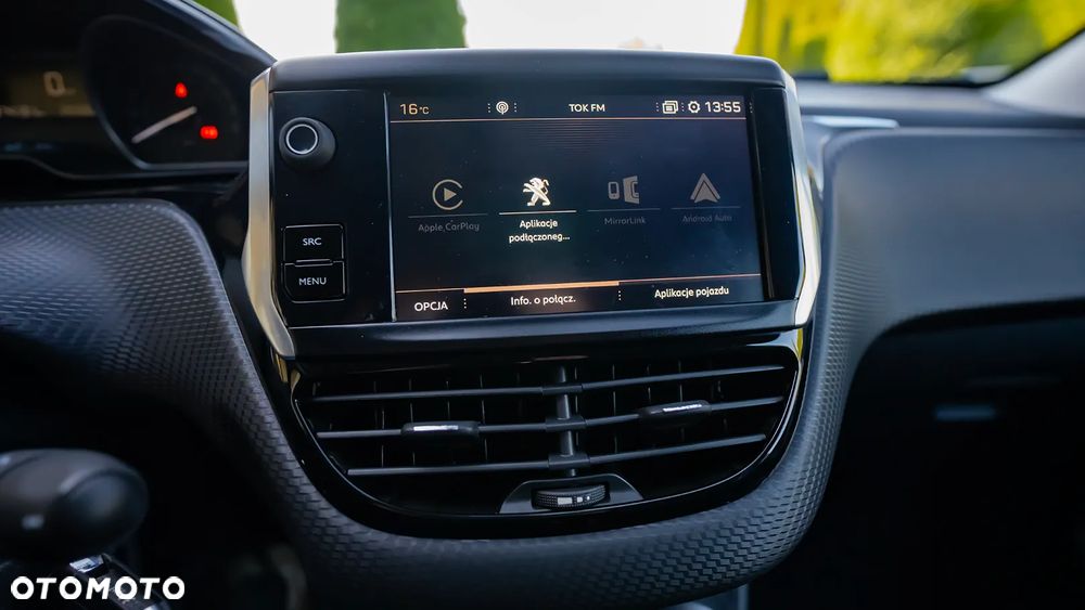 Peugeot 2008 1.2 Pure Tech Style EU6 - 35