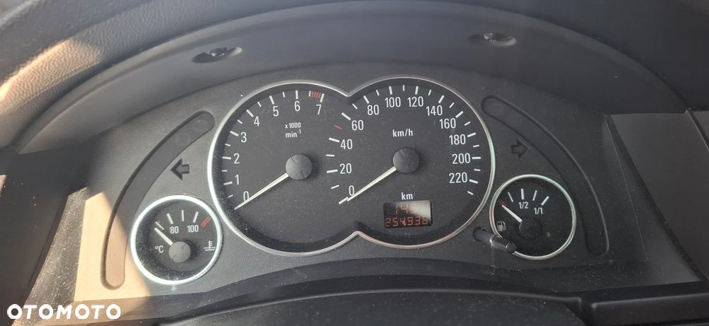 Opel Meriva A na części 1,6 - 14