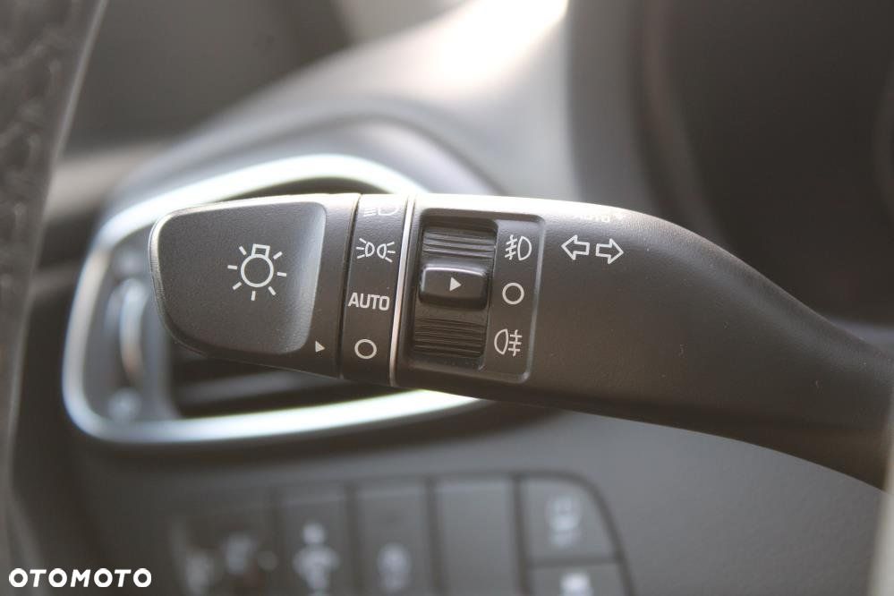Hyundai i30 - 27