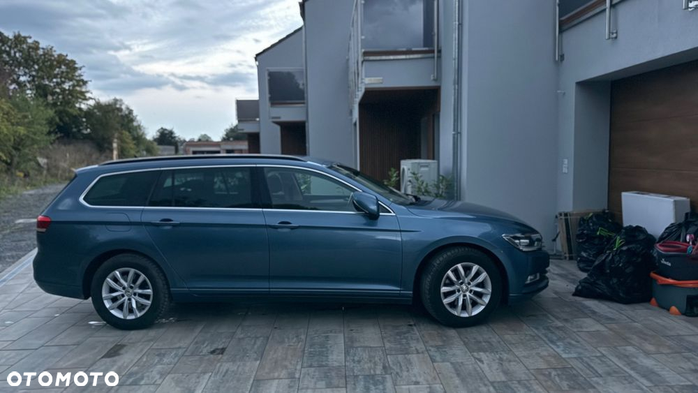 Volkswagen Passat - 8