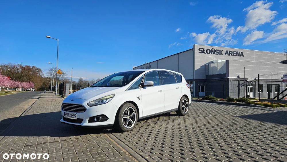 Ford S-Max 2.0 TDCi Titanium PowerShift - 1