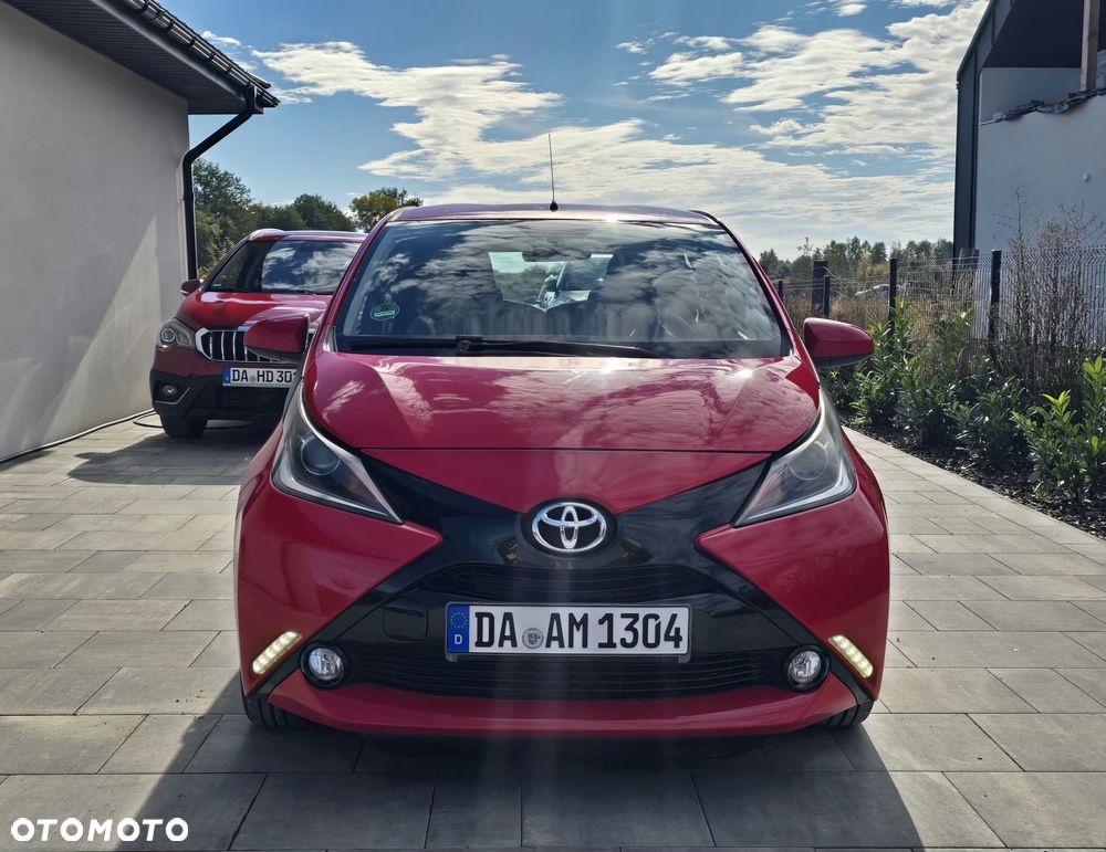 Toyota Aygo x-clusiv - 5