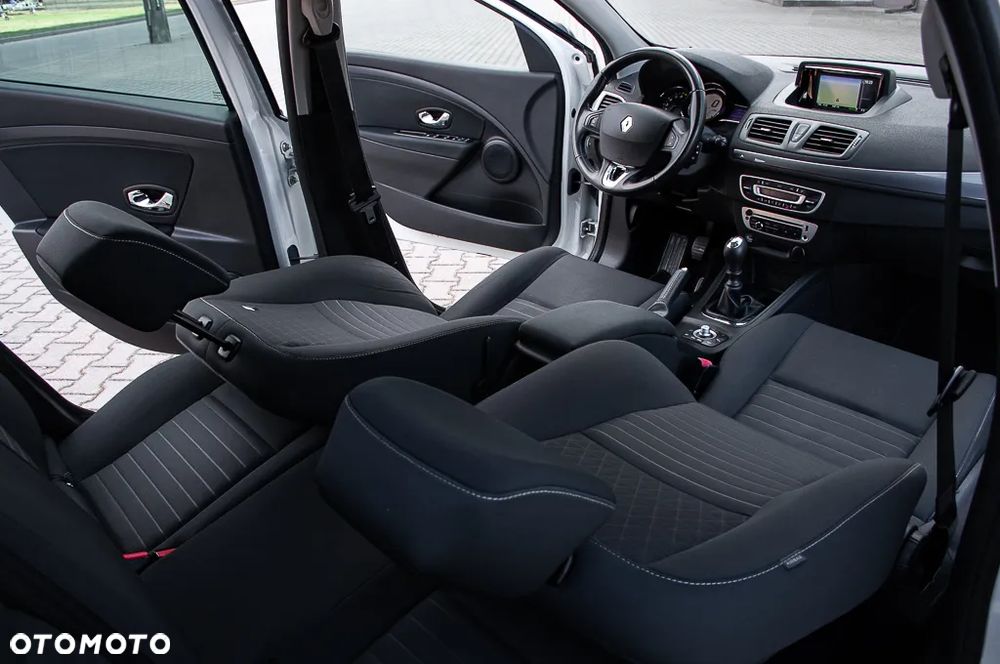 Renault Megane ENERGY TCe 115 Start & Stop Bose Edition - 25