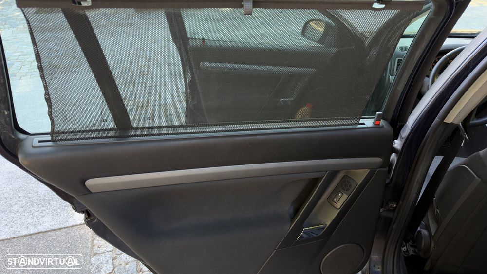 Opel Vectra Caravan 1.9 CDTi Elegance FP - 16