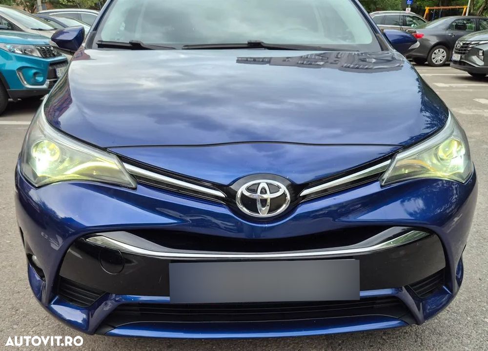 Toyota Avensis 2.0 D-4D Executive - 2