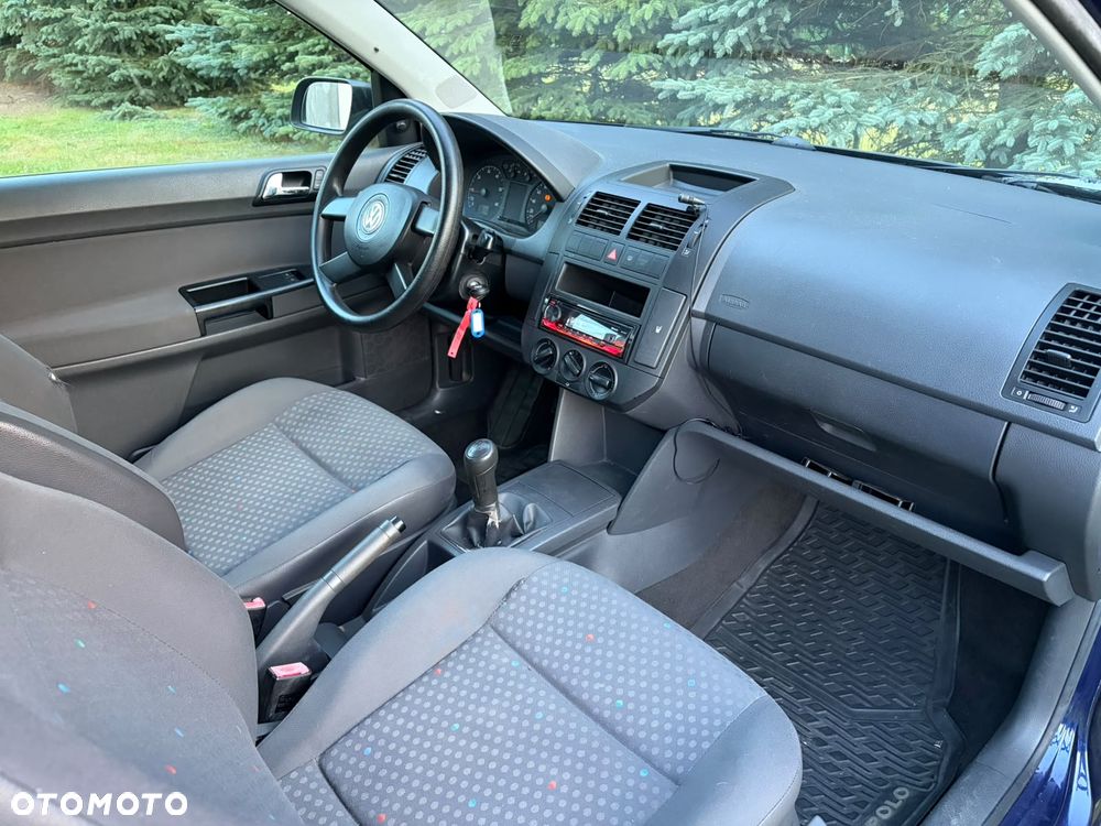 Volkswagen Polo - 4