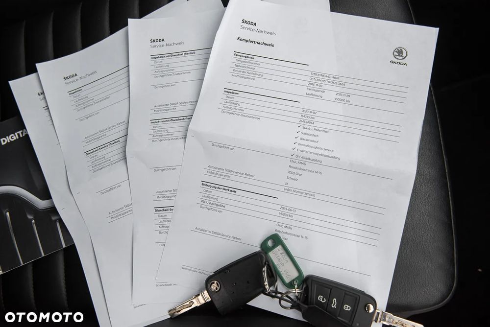 Skoda Octavia 2.0 TDI (Green tec) 4x4 DSG RS - 36