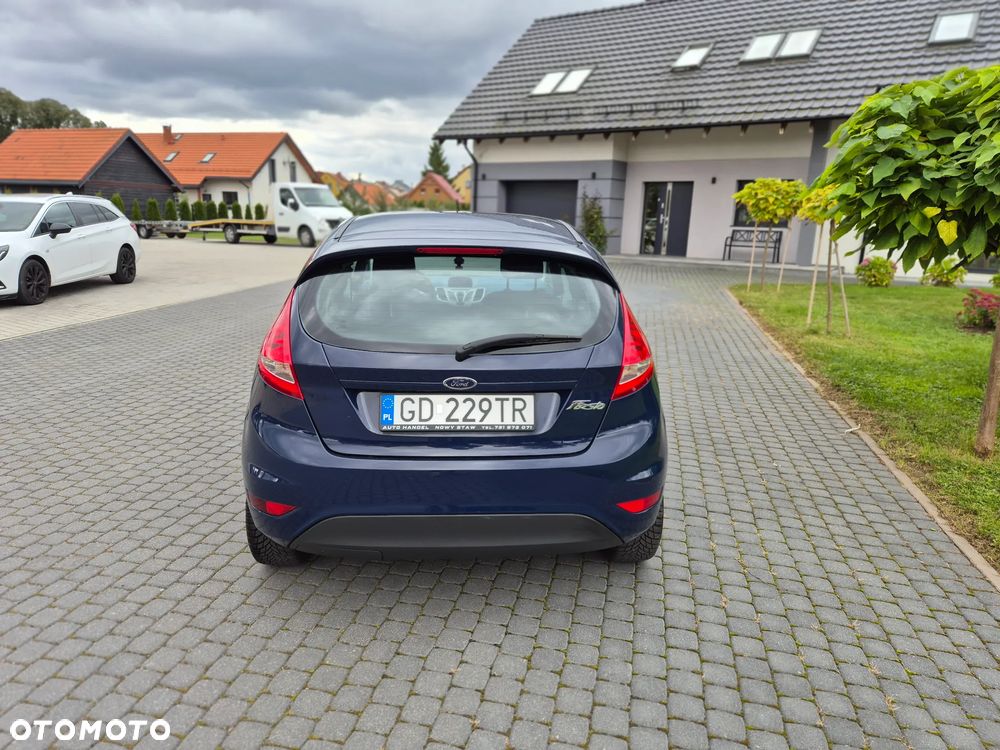 Ford Fiesta - 17