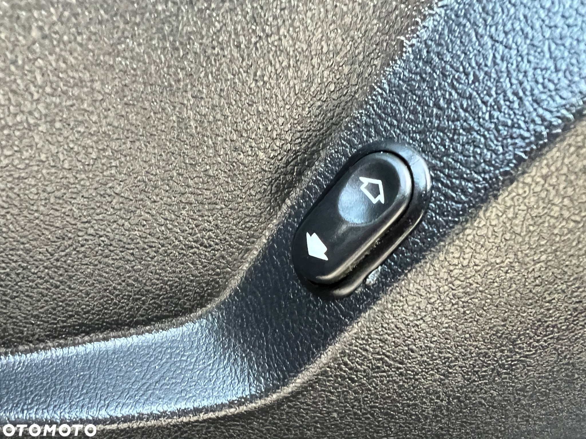 Ford S-Max 1.6 T Trend - 28