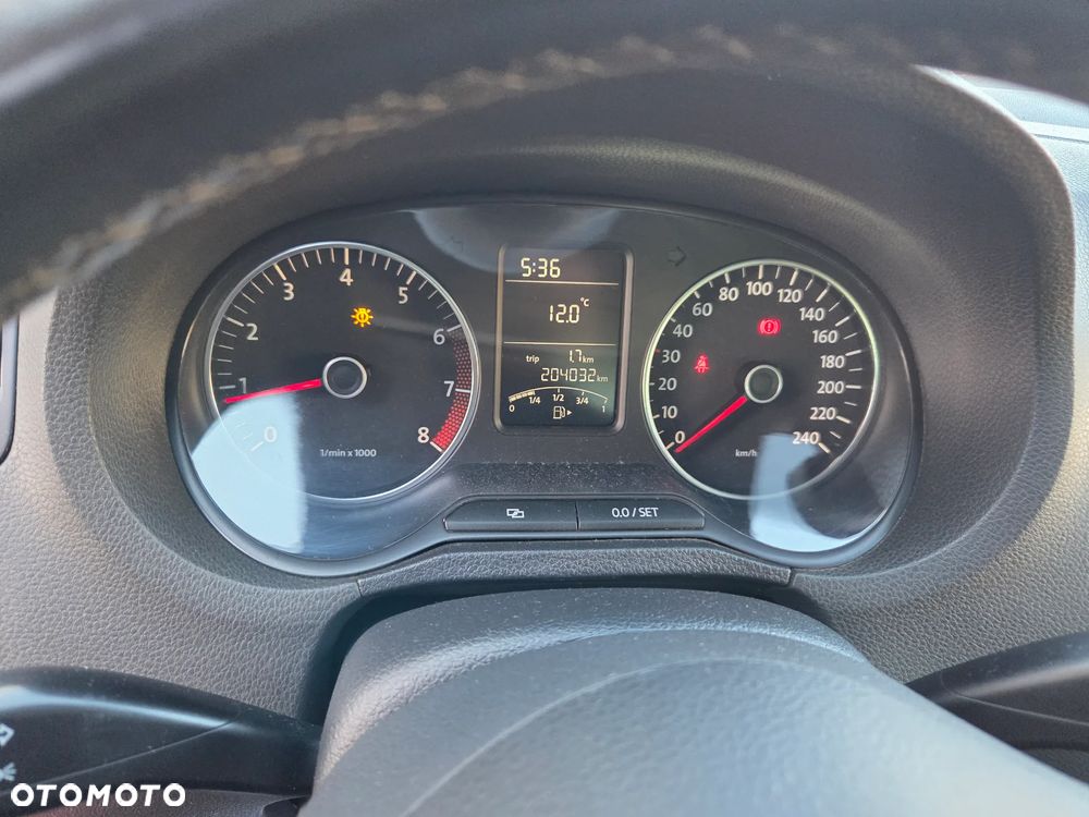 Volkswagen Polo 1.2 Comfortline - 25