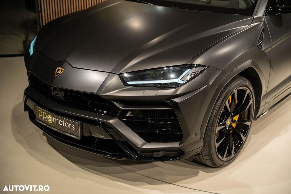 Lamborghini URUS - 21