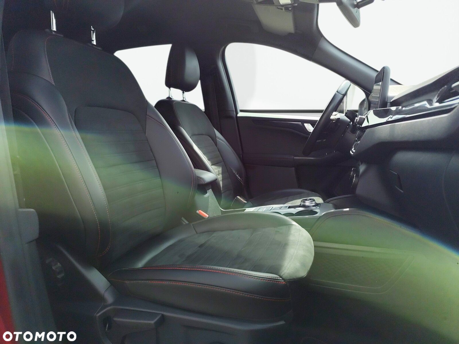 Ford Kuga - 20