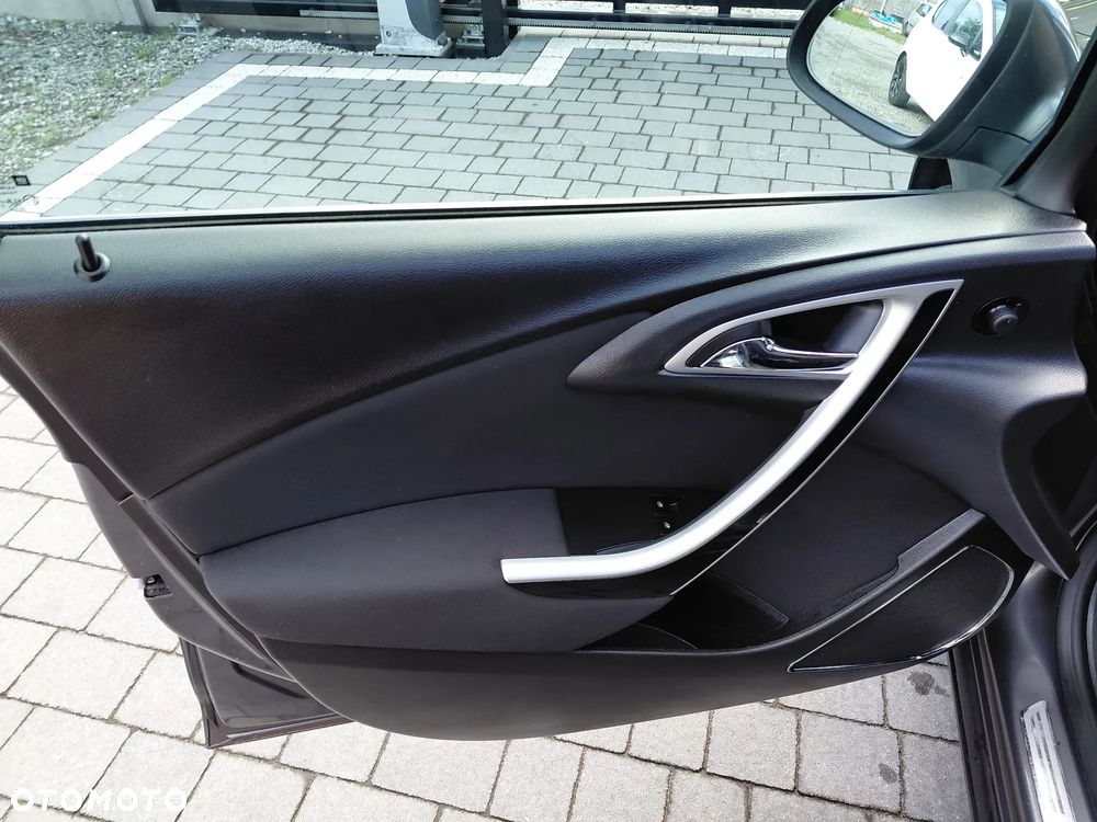Opel Astra 1.4 Turbo - 23