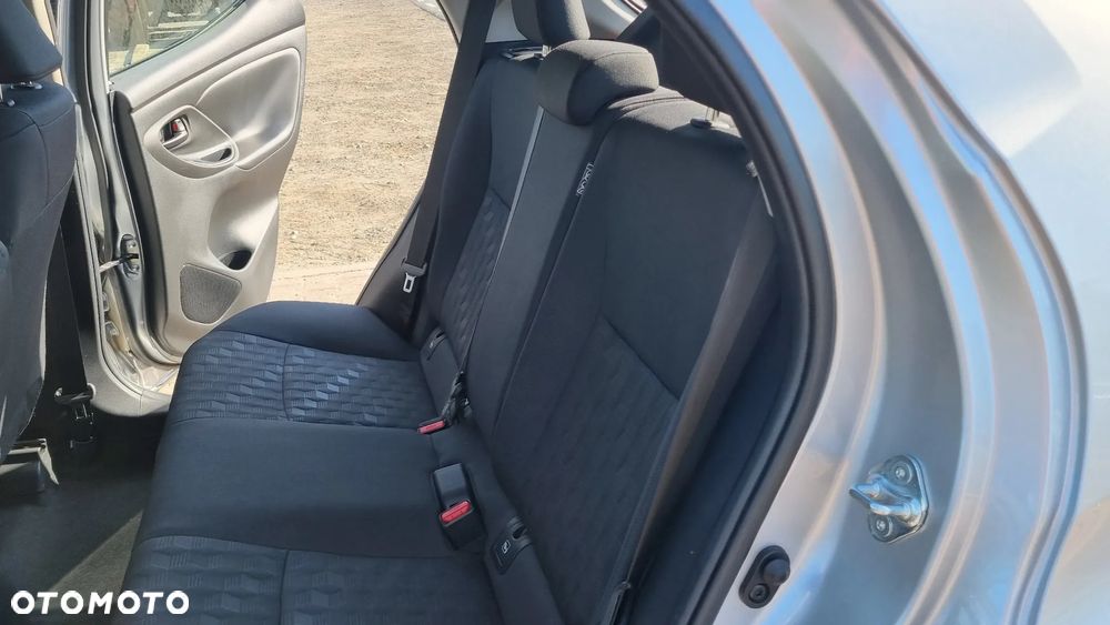 Toyota Yaris Hybrid 1.5 Comfort - 38
