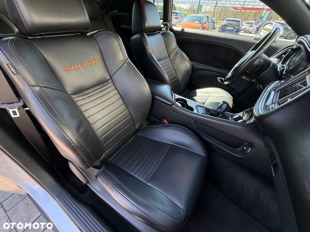Dodge Challenger Automatik R/T Plus Shaker - 23