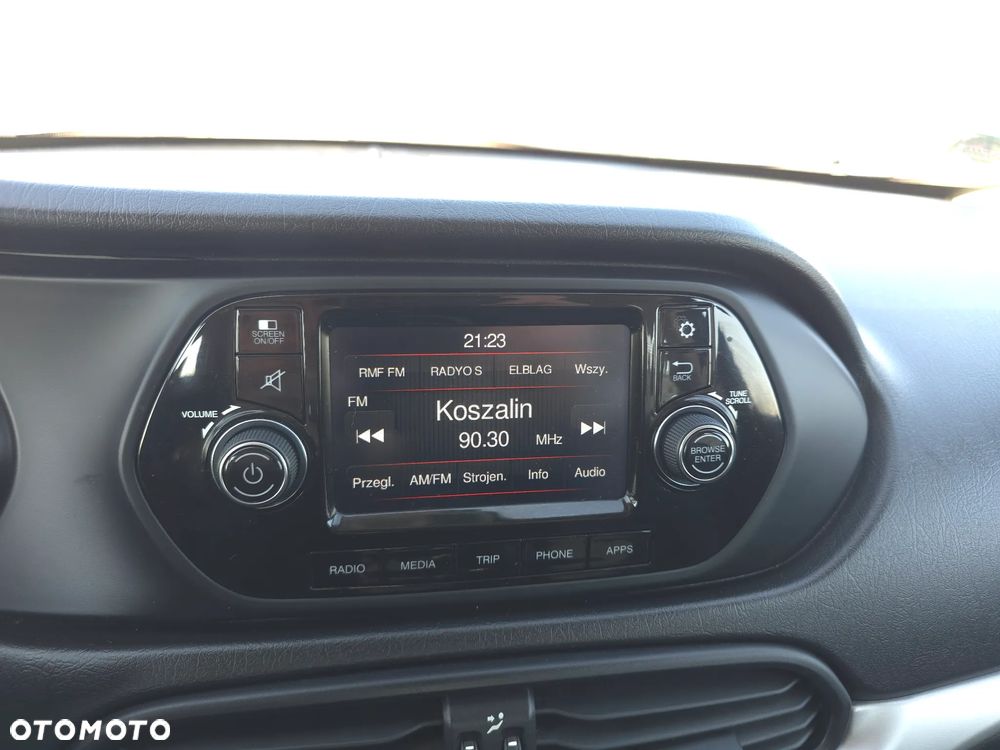 Fiat Tipo 1.6 MultiJet 16v Lounge - 26