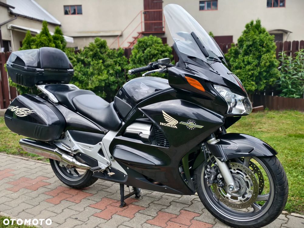 Honda ST - 1