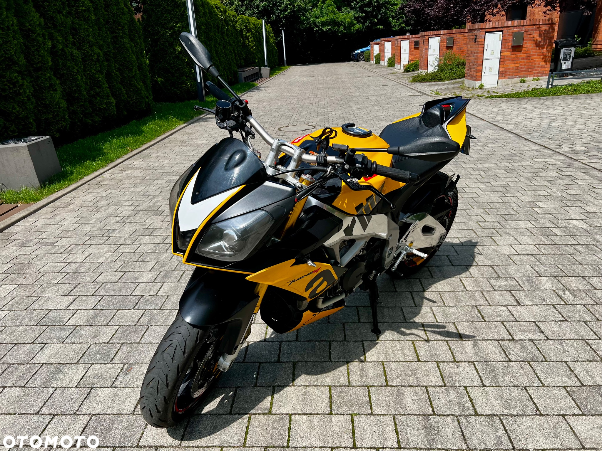 Aprilia Tuono - 7