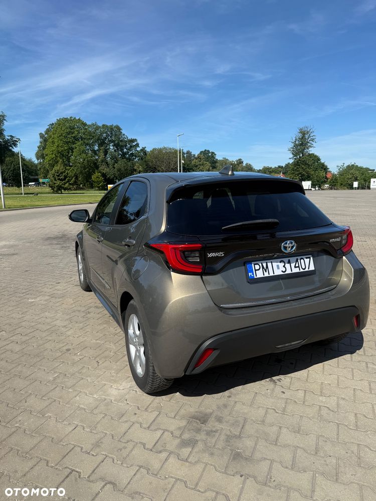 Toyota Yaris Hybrid 1.5 Selection Style - 3