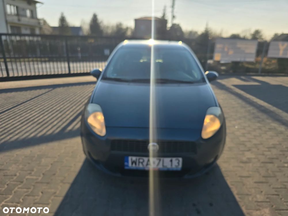 Fiat Grande Punto - 27