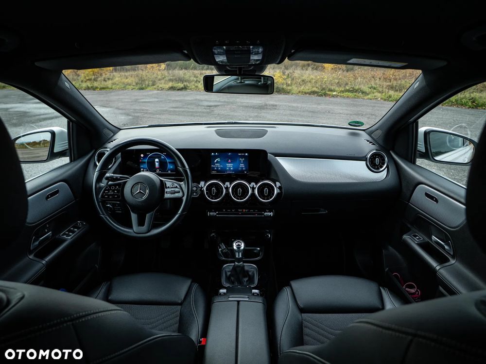 Mercedes-Benz Klasa B 180 d - 11