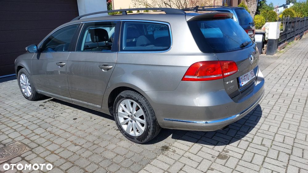 Volkswagen Passat 1.6 TDI BlueMotion - 6