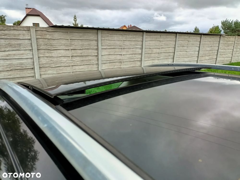Volkswagen Tiguan - 14