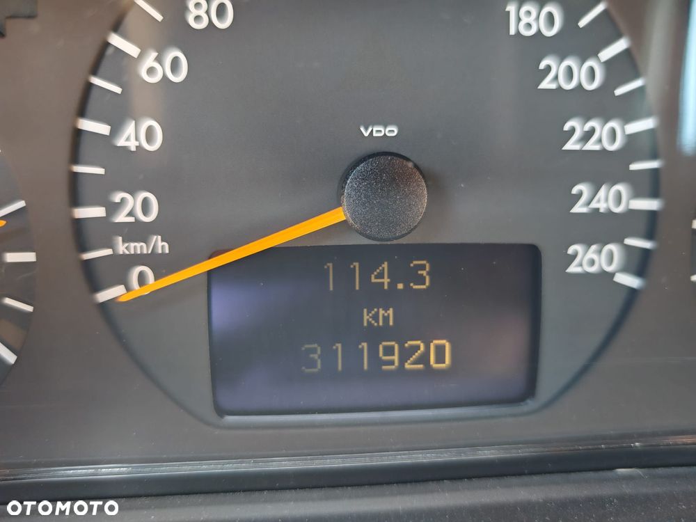 Mercedes-Benz CLK - 5