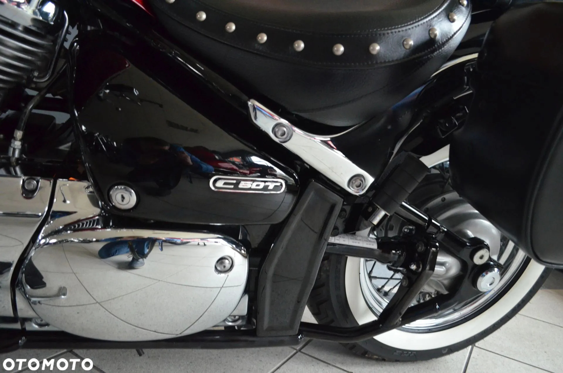 Suzuki VL 800 Volusia - Boulevard C50 - 24