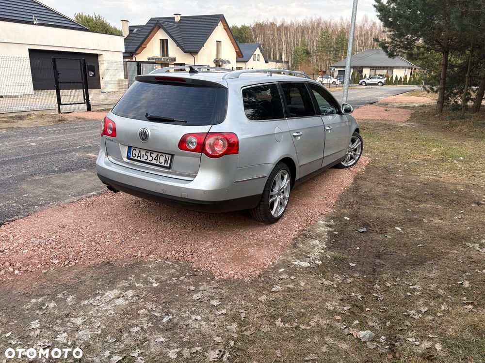 Volkswagen Passat 2.0 TDI DPF DSG Highline - 2