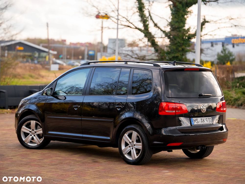 Volkswagen Touran 2.0 TDI DPF BlueMotion Technology DSG Life - 6