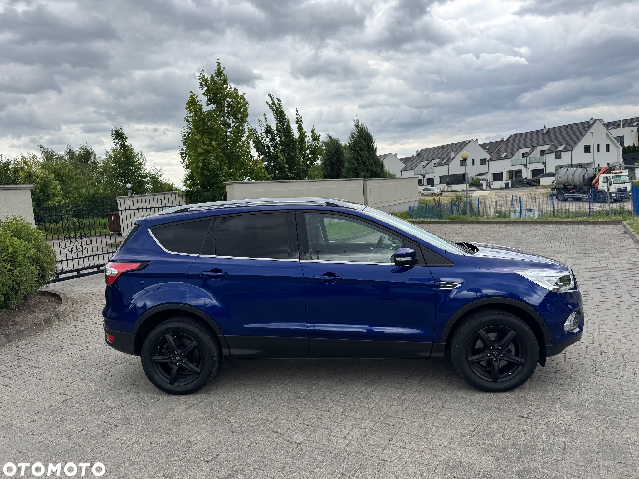 Ford Kuga 1.6 EcoBoost 2x4 Titanium - 7