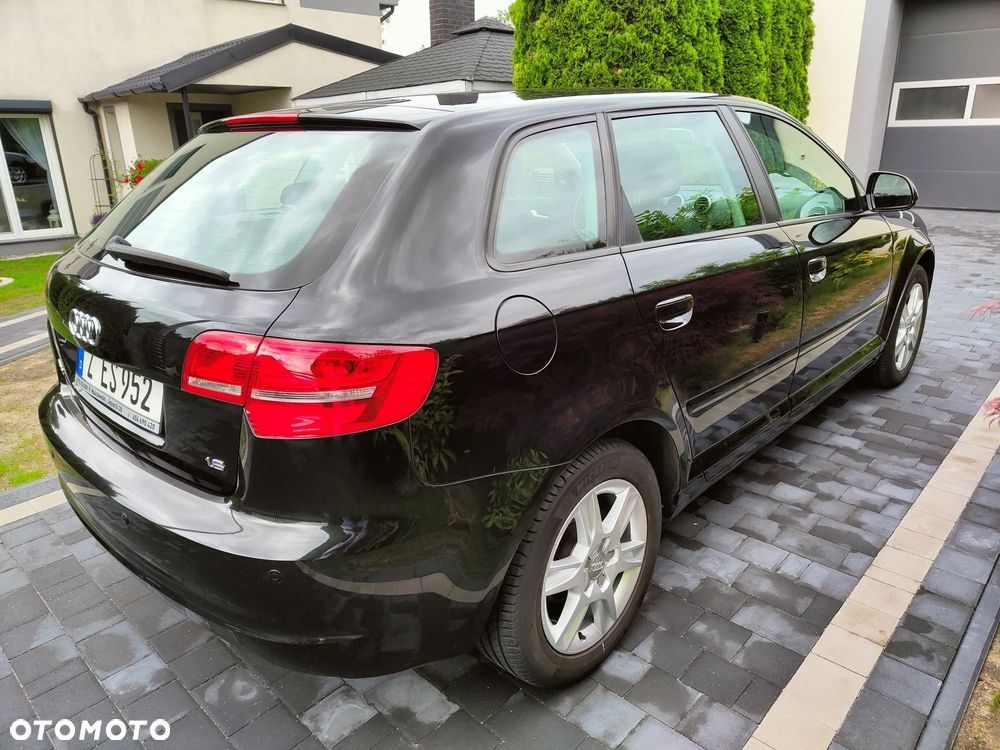 Audi A3 Sportback 1.6 Ambition - 6