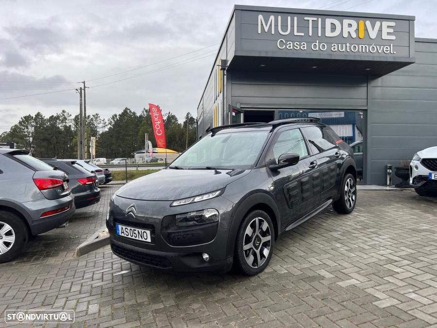 Citroën C4 1.2 PureTech Feel - 1