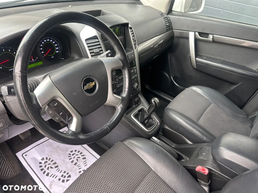 Chevrolet Captiva - 9