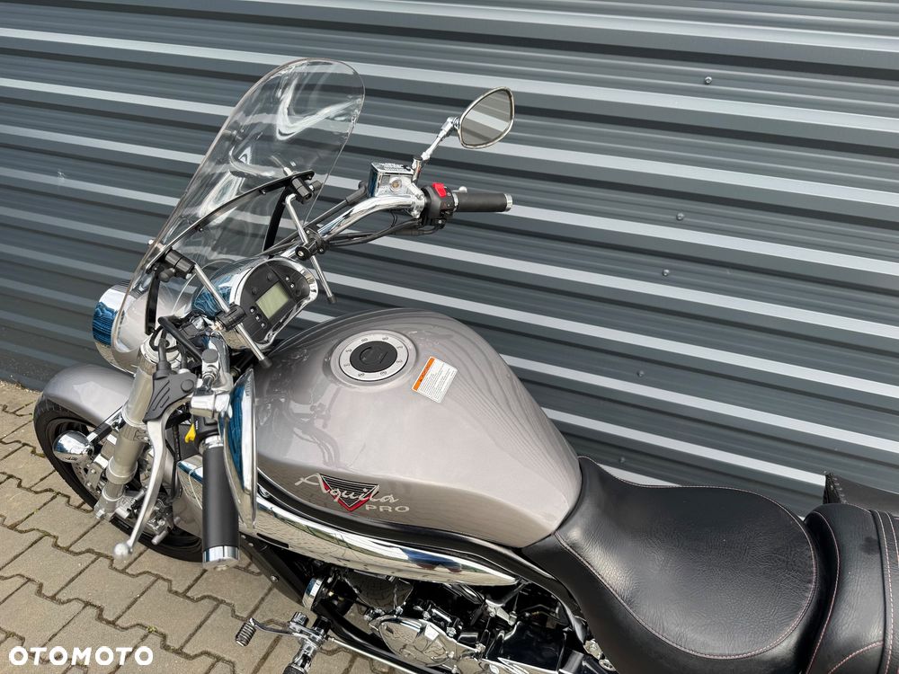 Hyosung GV - 7